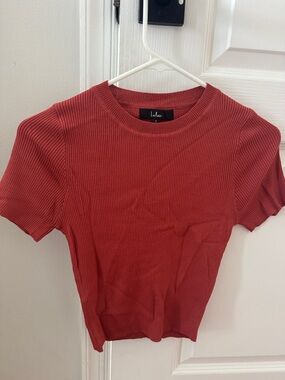 Lulu's Rust Red Ribbed Crewneck Short Sleeve Tee
